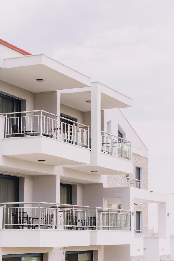 Blue Stone Luxury Suites Limenaria  Buitenkant foto